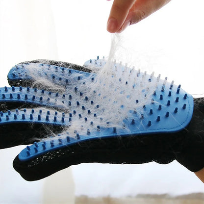 Cloudy Paws™ Grooming Glove for Pets