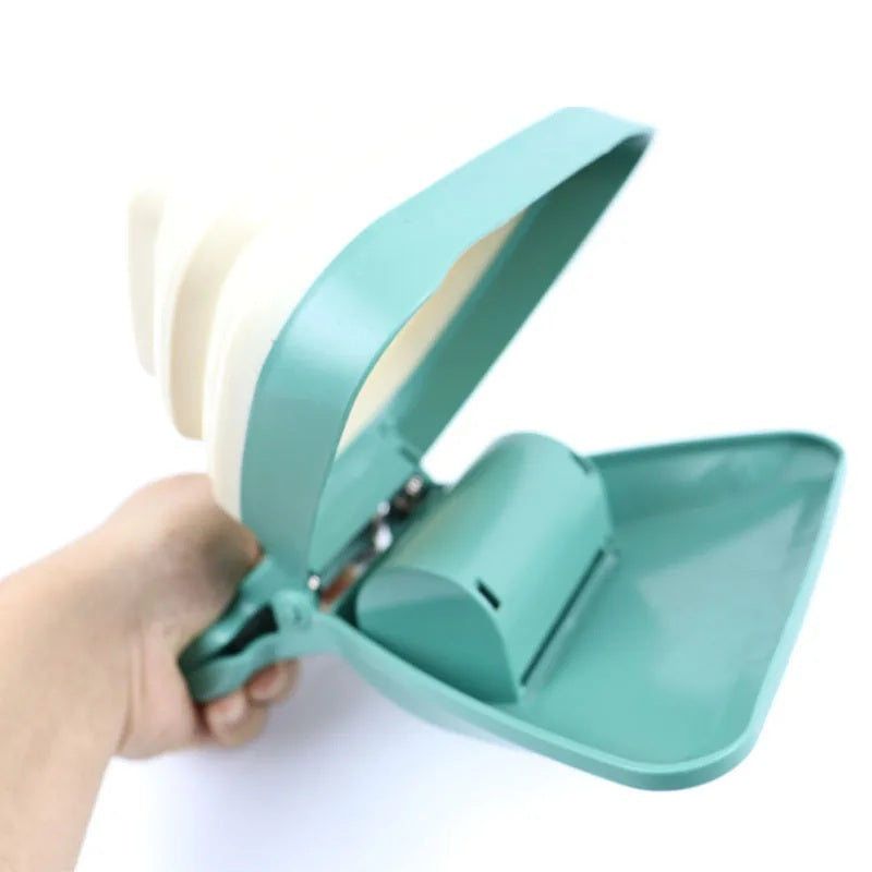 Cloudy Paws™ Foldable Dog Poop Scooper